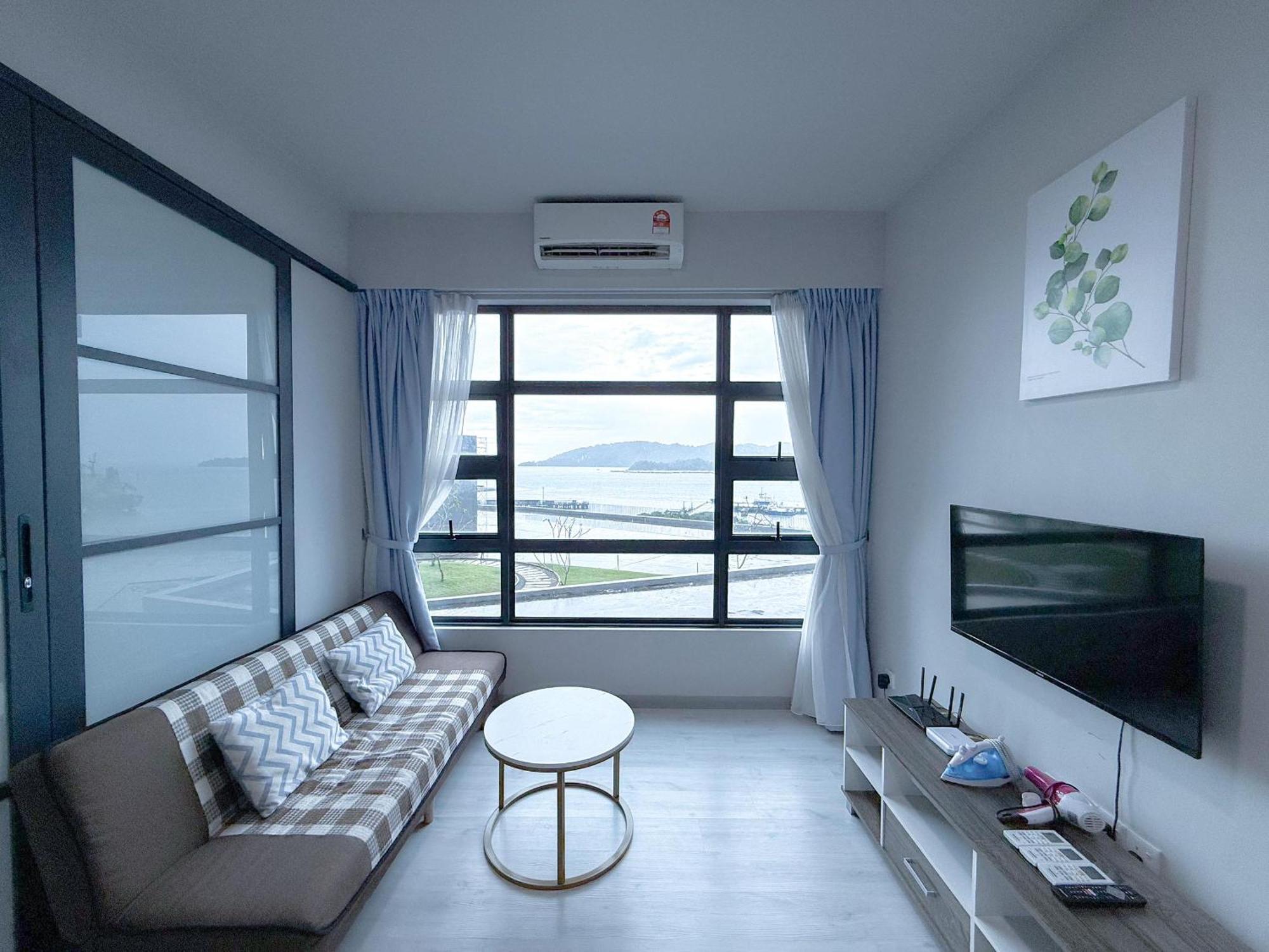 Vv Homestay Jesselton Quay Surla Sabah Mall Kk 亚庇贵赴行馆 Kota Kinabalu Buitenkant foto