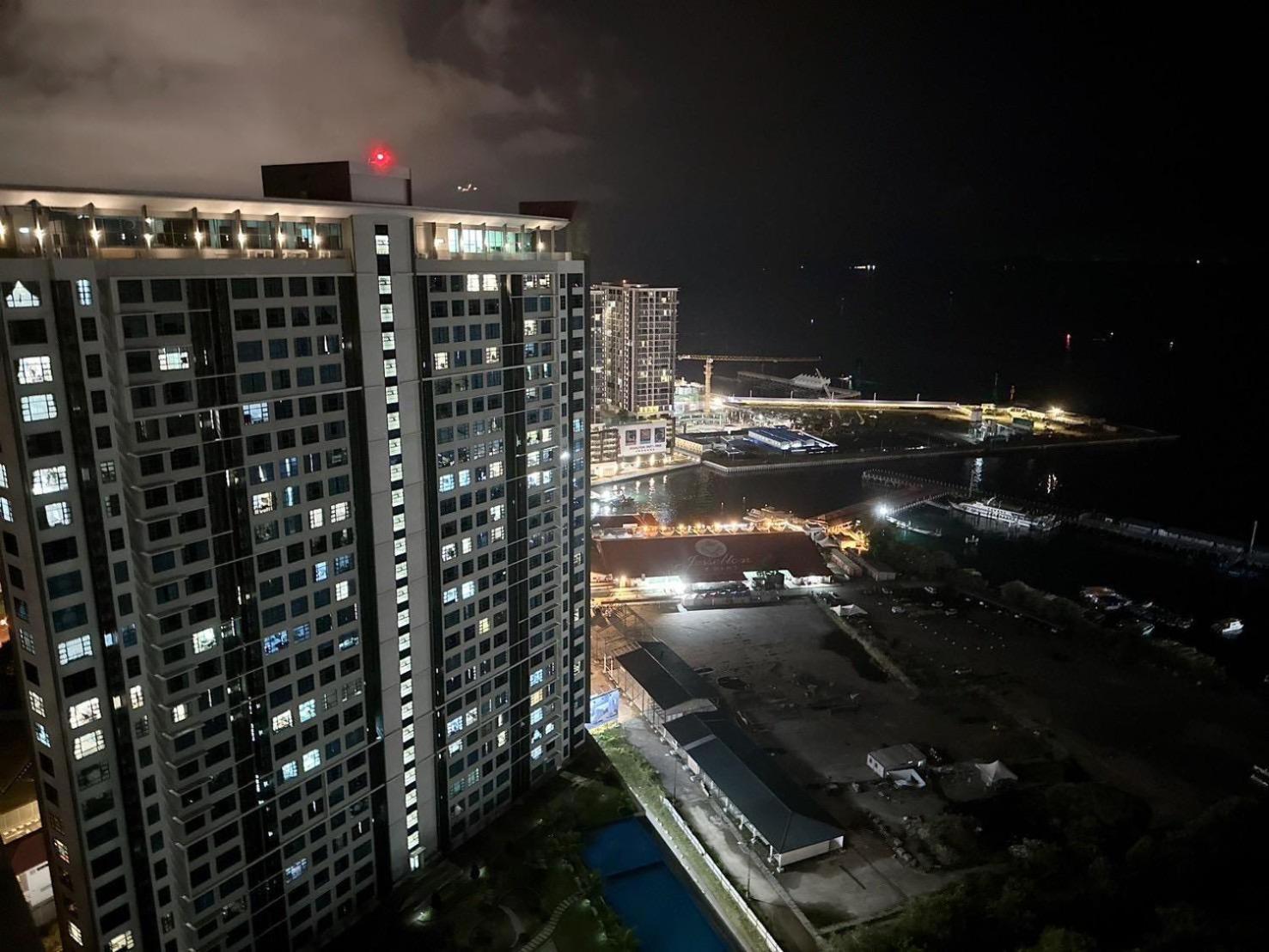 Vv Homestay Jesselton Quay Surla Sabah Mall Kk 亚庇贵赴行馆 Kota Kinabalu Buitenkant foto